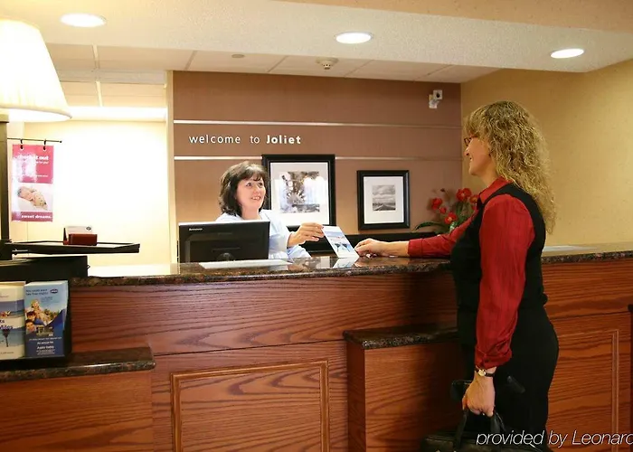 Hampton Joliet/i-80 Hotel